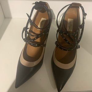 Valentino Love Latch